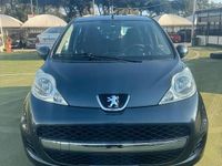 Usata Peugeot 107 68 CV (50 kW) 2009 Grigio Utilitaria