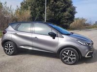 Usata Renault Captur 110 CV (80 kW) 2018 Grigio SUV