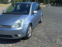 Usata Ford Fiesta 75 CV (55 kW) 2005 Bluazzurro Utilitaria