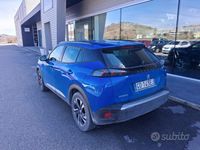 Usata Peugeot 2008 Allure 101 CV (74 kW) 2021 Blu SUV