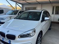 Usata BMW 225 Active Tourer iPerformance 135 CV (99 kW) 2017 Bianco Monovolume