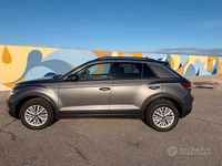 Usata VW T-Roc Style 110 CV (80 kW) 2022 Grigio SUV