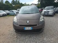 Usata Renault Scenic E-Tech Luxe 131 CV (96 kW) 2011 Marrone Monovolume