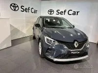 Usata Renault Captur Intens 143 CV (105 kW) 2022 Grigio SUV