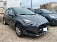 Usata Ford Fiesta Titanium 75 CV (55 kW) 2017 Grigio Utilitaria