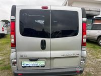 Usata Opel Vivaro 120 CV (88 kW) 2007 Grigio Monovolume