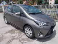 Usata Toyota Yaris Business Edition 69 CV (50 kW) 2020 Grigio Berlina