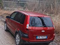 Usata Ford Fusion 101 CV (74 kW) 2008 Rosso Utilitaria