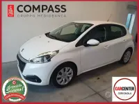 Usata Peugeot 208 Active 75 CV (55 kW) 2018 Bianco Utilitaria