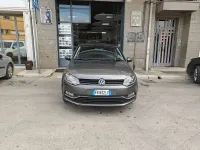 Usata VW Polo Trendline 75 CV (55 kW) 2016 Grigio Berlina