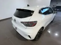 Nuova Renault Clio Techno 101 CV (74 kW) 2025 Bianco pastello Utilitaria