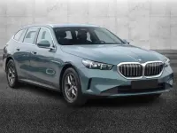 Usata BMW 520 197 CV (144 kW) 2025 Verde Station wagon