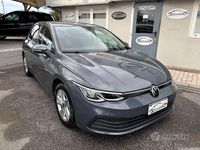 Usata VW Golf VII Life 150 CV (110 kW) 2020 Grigio Berlina