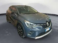 Usata Renault Captur Techno 143 CV (105 kW) 2023 Blu/azzurro SUV