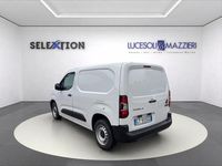 Usata Fiat Doblò 102 CV (75 kW) 2024 Bianco Monovolume