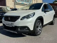 Usata Peugeot 2008 Crossway 120 CV (88 kW) 2016 Bianco SUV