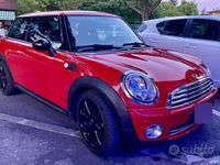 Begagnad Mini ONE 95 HK (69 kW) 2009 Röd Halvkombi