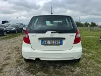 Usata Mercedes A160 82 CV (60 kW) 2011 Bianco Utilitaria