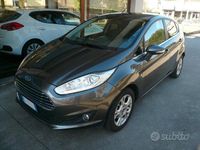 Begagnad Ford Fiesta 80 HK (58 kW) 2016 Grå Sedan