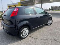 Usata Fiat Grande Punto Dynamic 65 CV (47 kW) 2007 Utilitaria