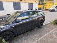 Usata Ford Focus 90 CV (66 kW) 2008 Grigio Station wagon