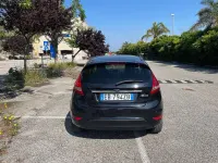 Usata Ford Fiesta 95 CV (69 kW) 2010 Nero Berlina