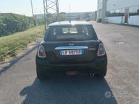 Usata Mini Cooper 112 CV (82 kW) 2010 Nero Utilitaria