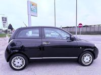 Usata Lancia Ypsilon 69 CV (50 kW) 2010 Nero Utilitaria