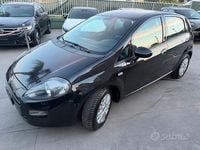 Usata Fiat Punto Lounge 85 CV (62 kW) 2015 Nero Utilitaria