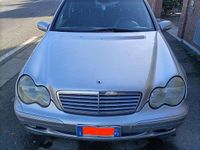 Begagnad Mercedes C180 Classic 129 HK (94 kW) 2001 Silver Sedan
