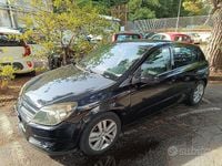 Usata Opel Astra 125 CV (91 kW) 2008 Nero Berlina