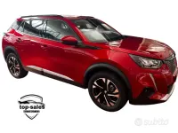 Usata Peugeot 2008 Active 131 CV (96 kW) 2022 Rosso SUV