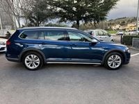 Usata VW Passat Alltrack 200 CV (147 kW) 2021 Blu/azzurro Station wagon