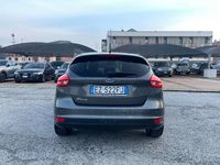 Usata Ford Focus Titanium 120 CV (88 kW) 2015 Grigio Berlina