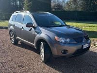 Usata Mitsubishi Outlander Instyle 140 CV (102 kW) 2007 Grigio SUV