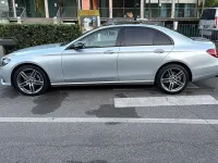 Usata Mercedes E220 Premium 194 CV (142 kW) 2019 Argento Berlina