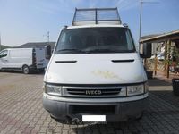 Usata Iveco 35.12 116 CV (85 kW) 2006 Bianco Furgone
