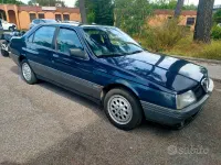 Usata Alfa Romeo 164 145 CV (106 kW) 1988 Bluazzurro Berlina
