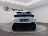 Second-hand Toyota C-HR Trend 197 CP (144 kW) 2024 Alb SUV
