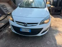 Usata Opel Astra 130 CV (95 kW) 2014 Station wagon