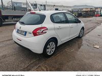 Usata Peugeot 208 95 CV (69 kW) 2015 Bianco Utilitaria