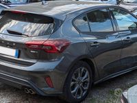 Usata Ford Focus ST-Line 120 CV (88 kW) 2022 Grigio Berlina