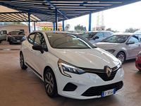 Occasion Renault Clio V Equilibre 66 ch (48 kW) 2023 Blanc Berline