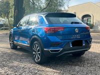 Usata VW T-Roc Advance 116 CV (85 kW) 2019 Blu SUV
