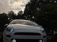 Usata Fiat Punto Lounge 75 CV (55 kW) 2015 Bianco Berlina