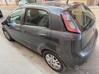 Usata Fiat Punto Lounge 2015 Grigio Utilitaria