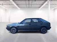 Usata Lancia Delta 196 CV (144 kW) 1990 Grigio Utilitaria