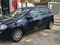 Usata Fiat Punto Lounge 95 CV (69 kW) 2016 Blu Utilitaria