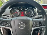 Usata Opel Zafira Tourer 150 CV (110 kW) 2013 Bianco Monovolume