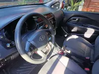 Usata Kia Rio EX 86 CV (63 kW) 2012 Rosso Berlina